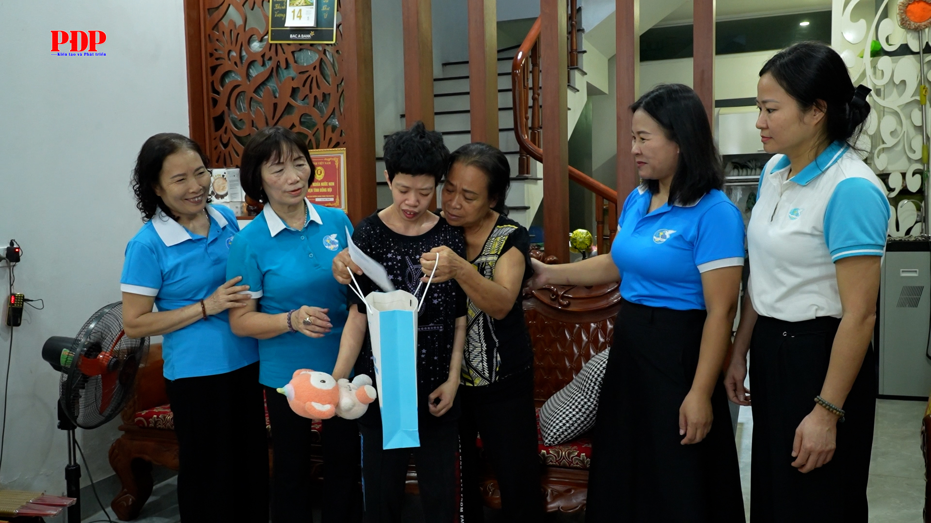 Việc tốt không cần phải lớn lao.
