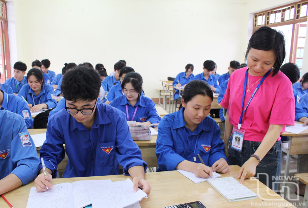 Ươm mầm 