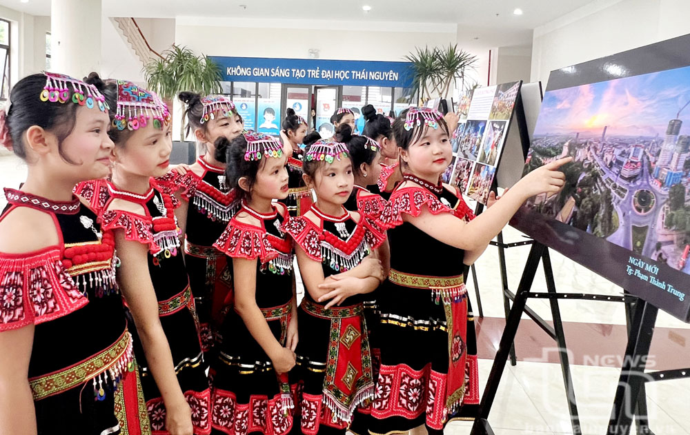 Góp phần xây dựng con người phát triển toàn diện
