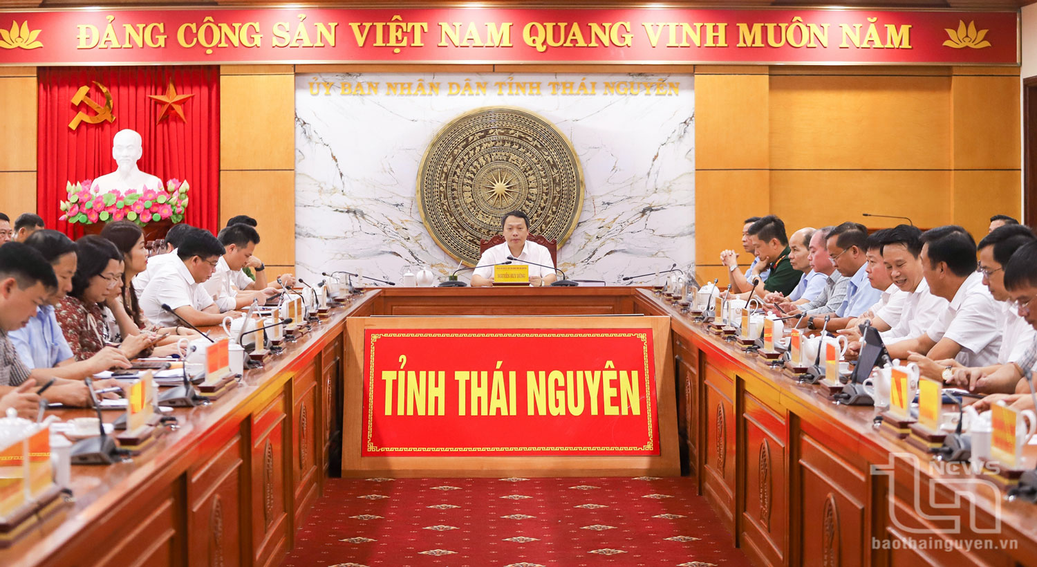 Mở rộng thí điểm Sổ sức khỏe điện tử và cấp phiếu lý lịch tư pháp qua VNeID