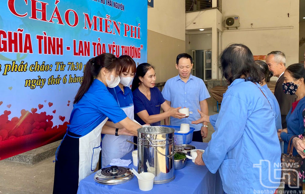 Nhiều hoạt động hướng về người bệnh