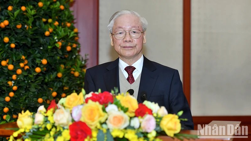 Tổng Bí thư Nguyễn Phú Trọng chúc Tết các đồng chí lãnh đạo, nguyên lãnh đạo Đảng, Nhà nước