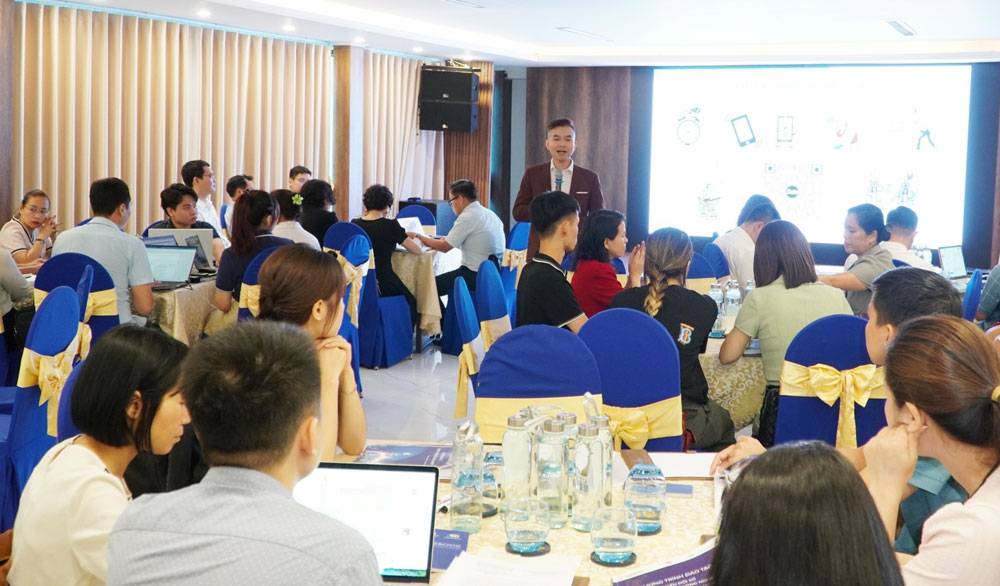 Trang bị kiến thức về chuyển đổi số trong sản xuất công nghiệp