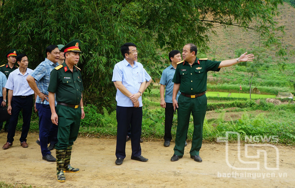 Kiểm tra công tác chuẩn bị diễn tập khu vực phòng thủ 