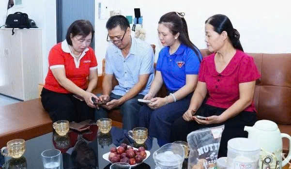 Phường Phan Đình Phùng triển khai kênh tương tác số với người dân
