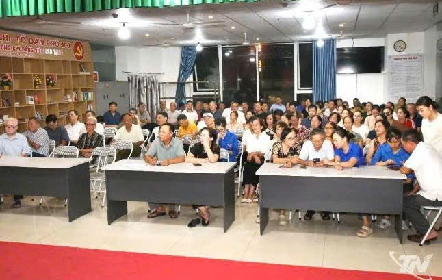 Sức mạnh mới của chi bộ lớn (kỳ 1): Chi bộ đông đảng viên, thêm nhiều trách nhiệm