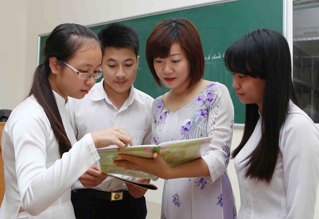 Hà Nội chính thức chốt cho học sinh lớp 9, 10, 11, 12 đi học từ 6/12