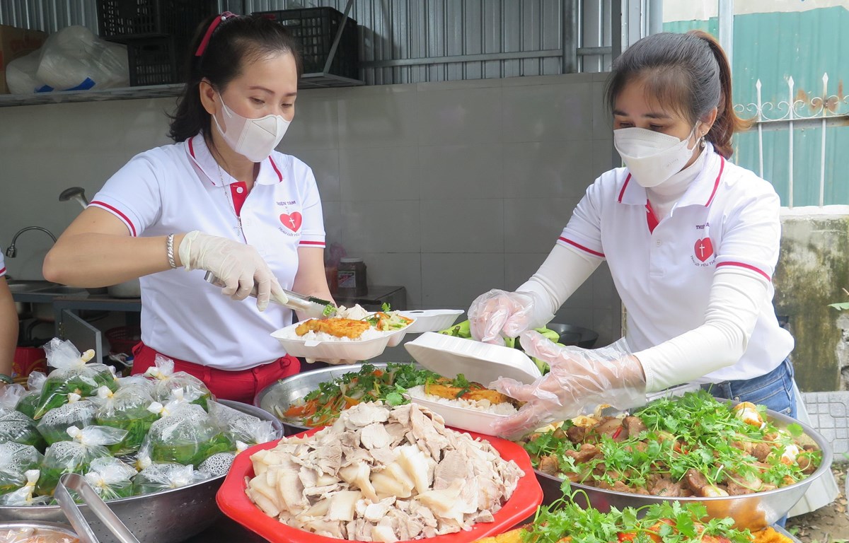 Giáng sinh năm 2021: Lan tỏa 'hạt giống yêu thương' trong cộng đồng
