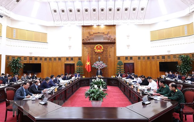 Thủ tướng: Bảo đảm điện năng cho phục hồi và phát triển kinh tế-xã hội