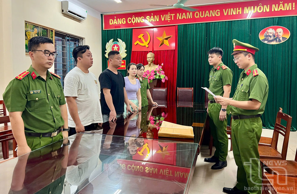 Công an TP. Thái Nguyên: Thu giữ trên 28.400 bao thuốc lá nhập lậu