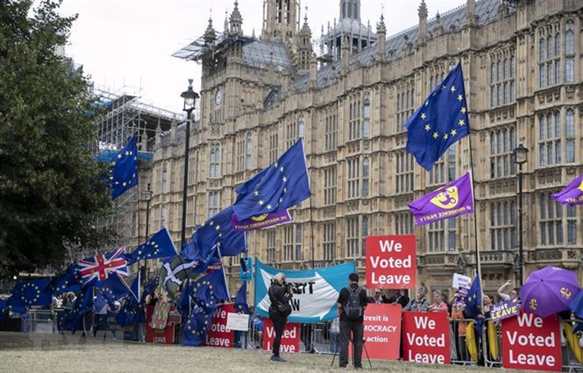 Hải quan Pháp tổng diễn tập chuẩn bị cho Brexit không thỏa thuận