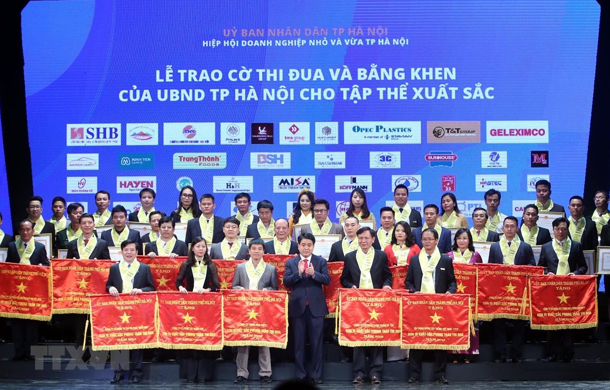 Vinh danh gần 200 doanh nghiệp Thủ đô tại Đêm Doanh nghiệp 2019