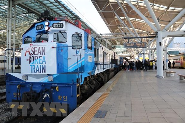 Đoàn tàu ASEAN-Hàn Quốc: Khởi đầu một hành trình mới của tình hữu nghị