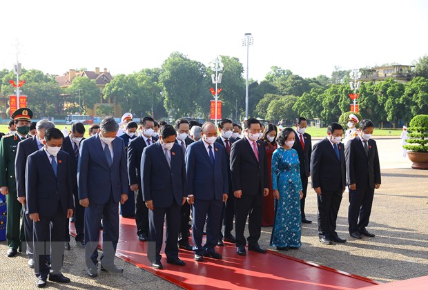 Lãnh đạo Đảng, Nhà nước tưởng niệm các Anh hùng liệt sỹ