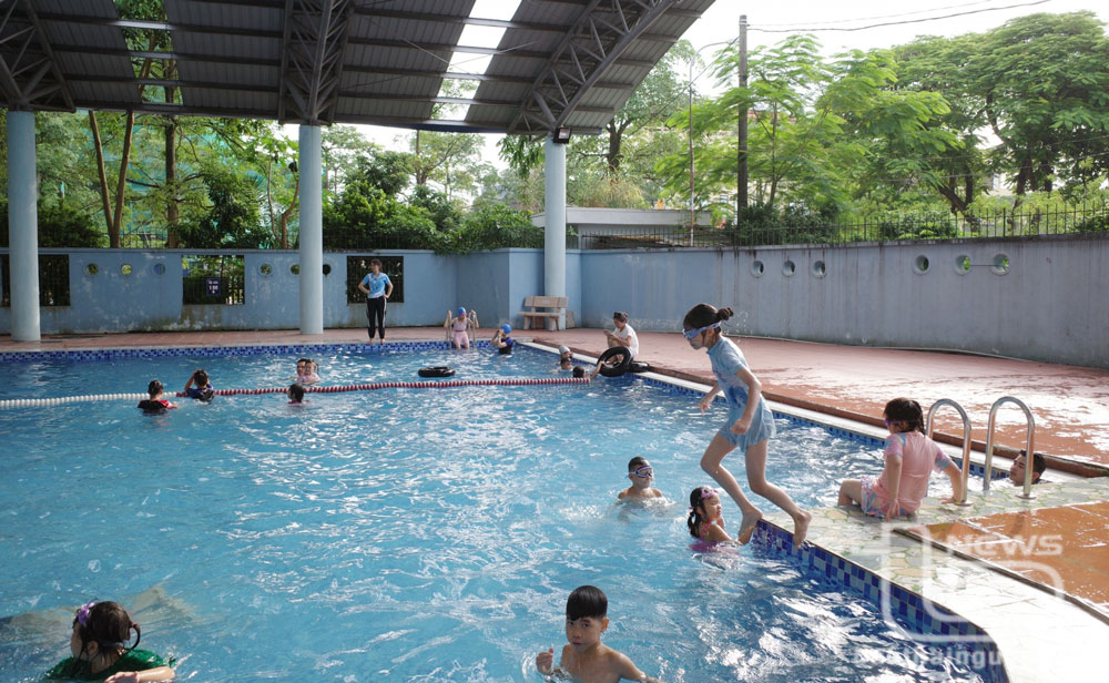 Bảo đảm an toàn tại các bể bơi 