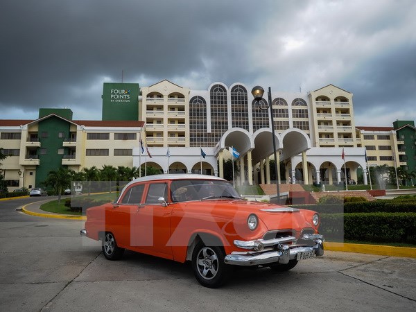 Chủ tịch Cuba thừa nhận nền kinh tế đang gặp khó khăn