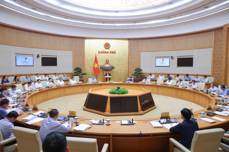Thủ tướng: Kiên định mục tiêu tăng trưởng cao nhưng bền vững, ổn định và phát triển