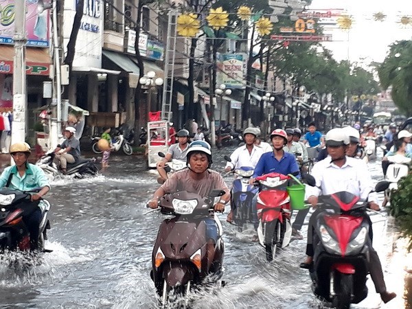 Bắc Bộ và Trung Bộ tiếp tục có mưa lớn trên diện rộng kéo dài