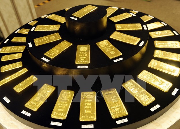 Giá vàng và giá dầu cùng giảm trước khả năng Fed tăng lãi suất