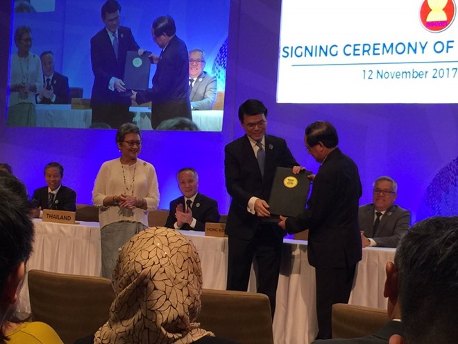 ASEAN ký kết các hiệp định thương mại và đầu tư với Hong Kong