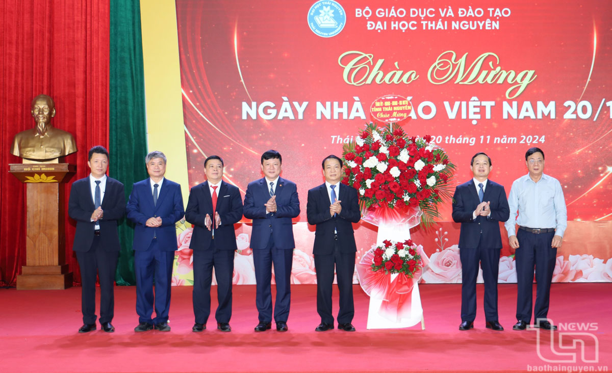 Đại học Thái Nguyên tôn vinh các nhà giáo tiêu biểu