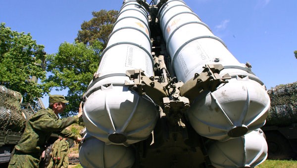 RIA: Nga sẽ hủy tại chỗ một phần của S-300 định bán cho Syria