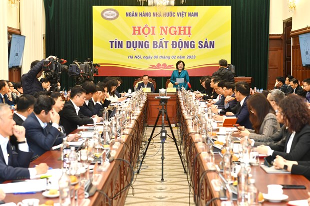 Ngân hàng Nhà nước: Kiểm soát cho vay bất động sản, ưu tiên nhà giá rẻ