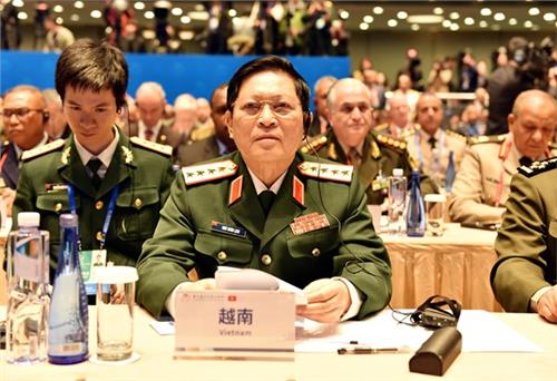 Việt Nam-Trung Quốc đẩy mạnh hợp tác trong lĩnh vực quốc phòng
