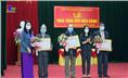 Đảng bộ phường Quang Trung trao huy hiệu Đảng cho 24 Đảng viên