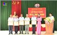 Đảng bộ phường Tích Lương tổ chức trao tặng Huy hiệu Đảng đợt 19/5.