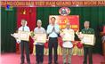 Đảng ủy phường Cam Giá trao Huy hiệu Đảng đợt 19/5/2022 cho 14 đảng viên.