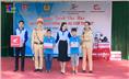 Tuyên truyền an toàn giao thông cho học sinh trường Tiểu học Quang Vinh.