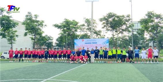 Ra mắt CLB bóng đá FC Trưng Vương.