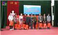 Hội LHPN phường Quang Trung tặng 140 xuất quà cho hội viên và học sinh có hoàn cảnh khó khăn.
