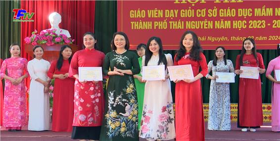 134 giáo viên đạt danh hiệu Giáo viên dạy giỏi cấp mầm non thành phố Thái Nguyên năm học 2023 - 2024.